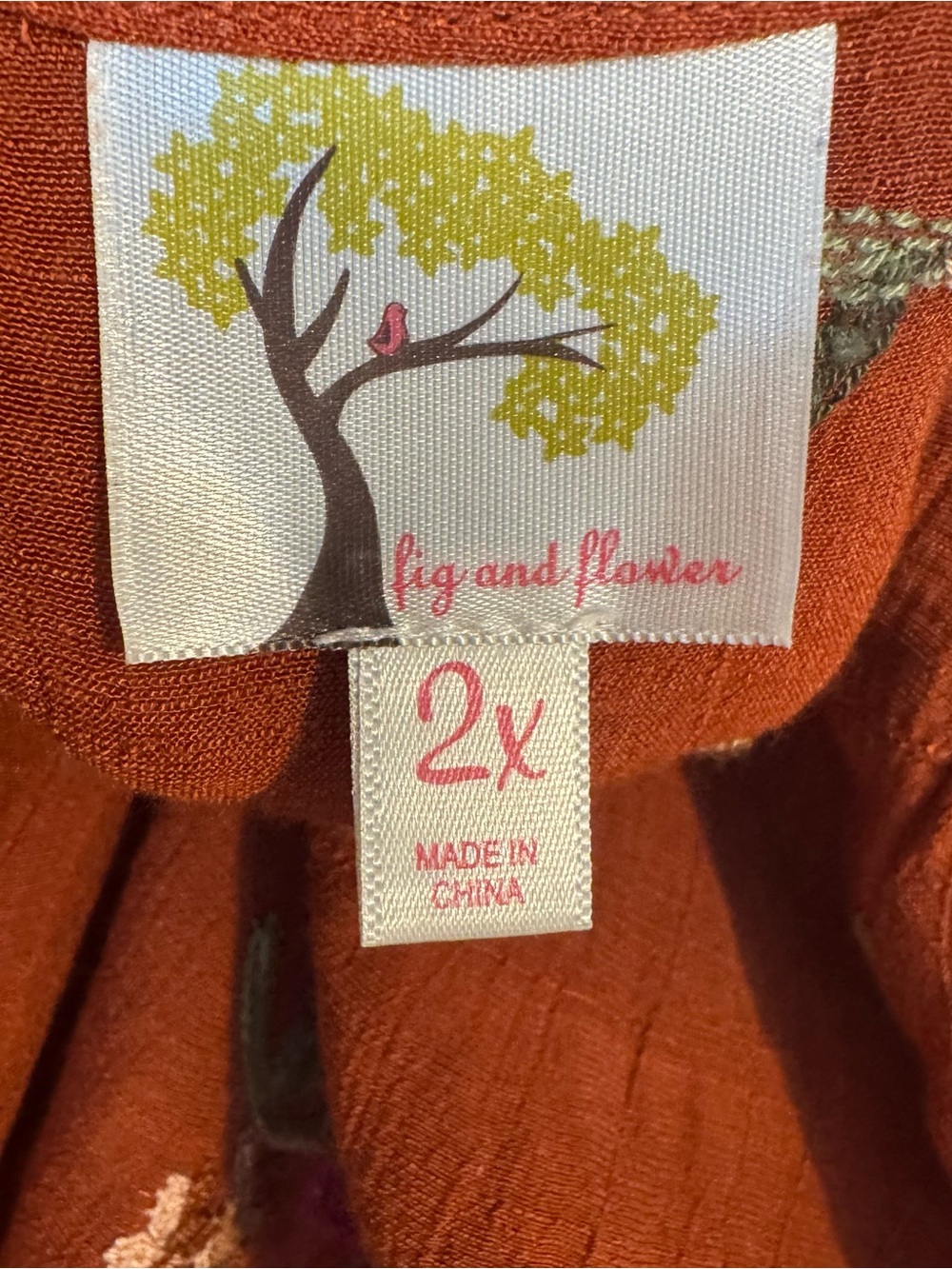 FIG & FLOWER Rust Embroidered Floral Top PLUS: 2X #V - Picture 8 of 8